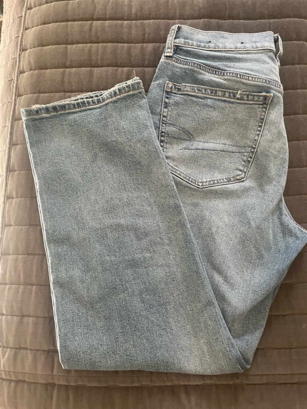 American Eagle Outfitters Light Blue Denim Jeans - Regular Fit